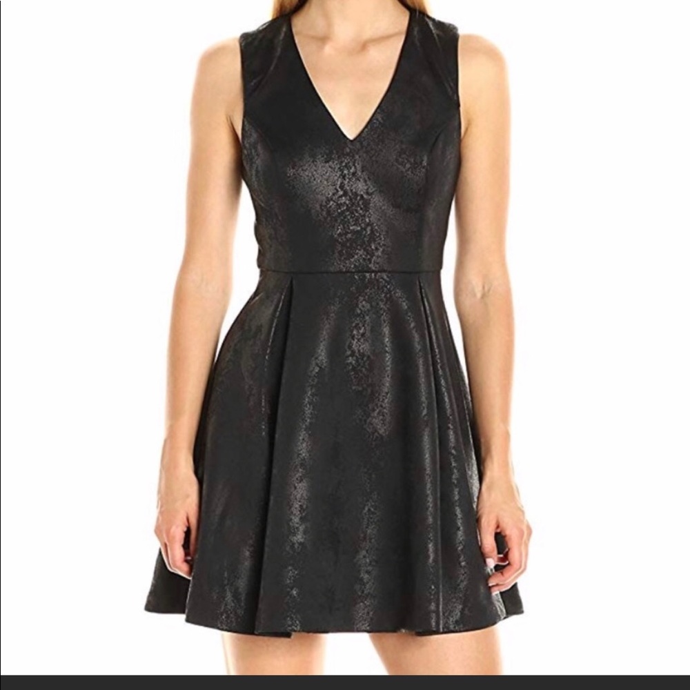 BCBGENERATION DRESS FOILED SCUBA KNIT SIZE 4